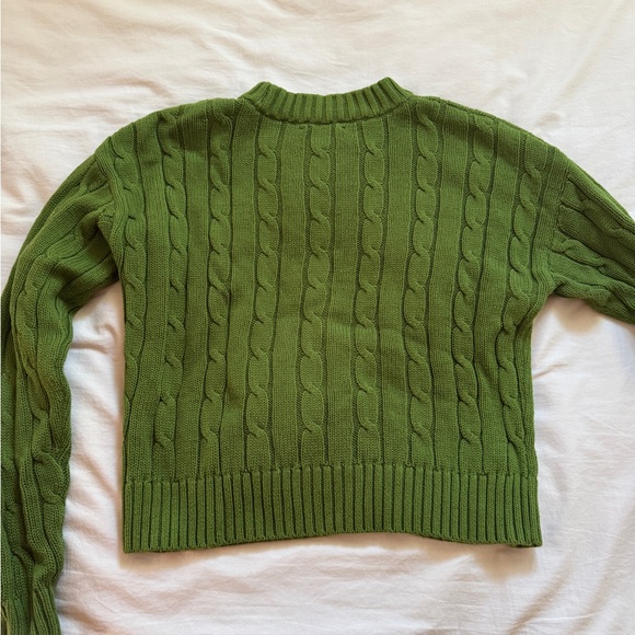 GAP Green Cropped Cable Knit Sweater - Picture 2 of 3